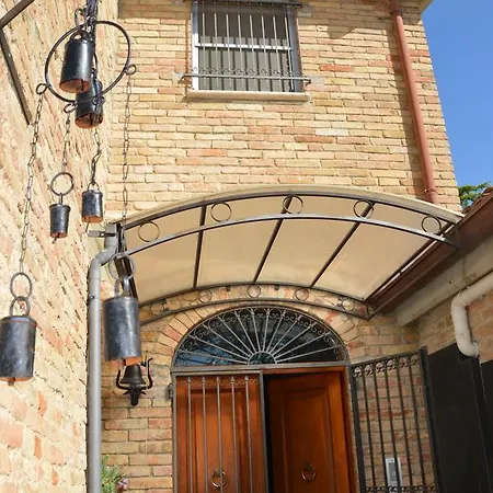 Casale Borgo Dei Fiori Дом отдыха Пинето