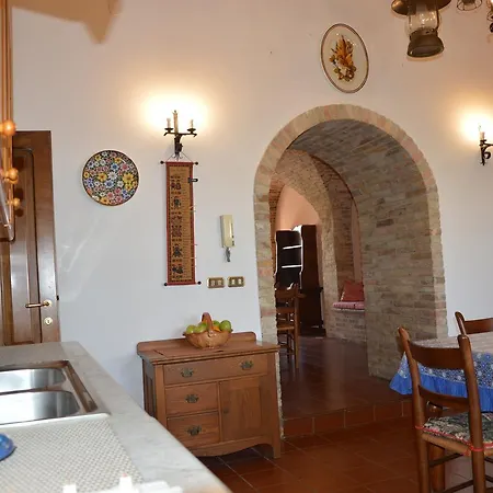 Casale Borgo Dei Fiori Пинето