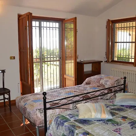 Casale Borgo Dei Fiori Дом отдыха Пинето